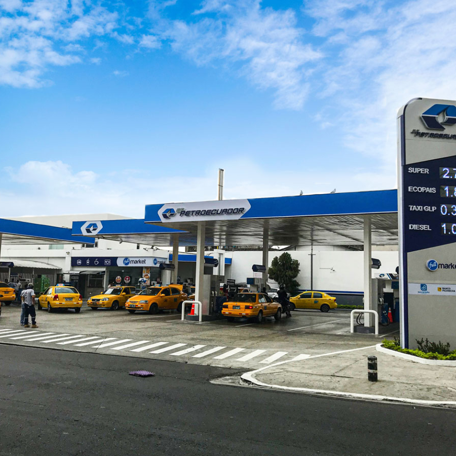 petro-comercial